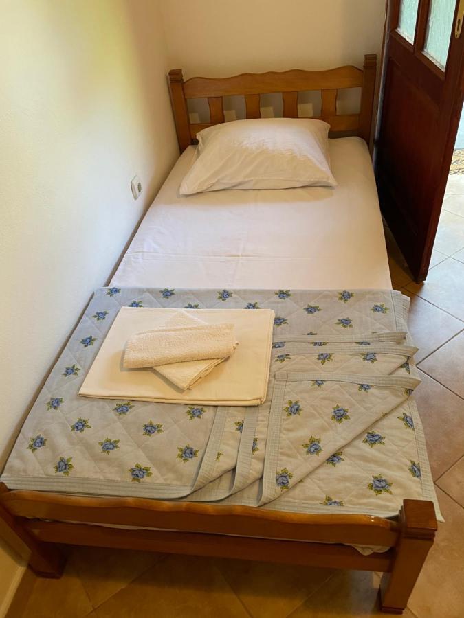 Apartmani Ivana Tivat Exterior photo